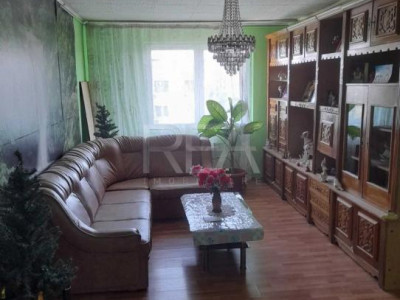 3 camere, 2 băi, etaj 8/8, Str. Luică – Grand Arena