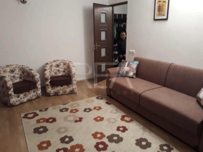 3 camere, 2/4, 72mp, bloc 1980-CENTRALA-Gorjului