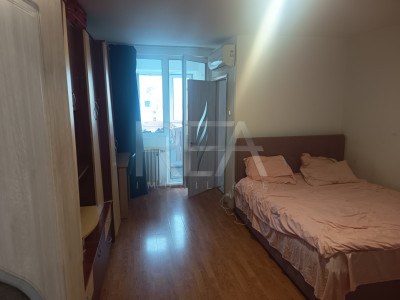 Garsonieră 32 mp | Piața Veteranilor | 3 min Metrou | Etaj 3 |