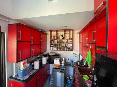 Apartament tip duplex cu 3 camere și 2 băi, la 4 minute de metrou 