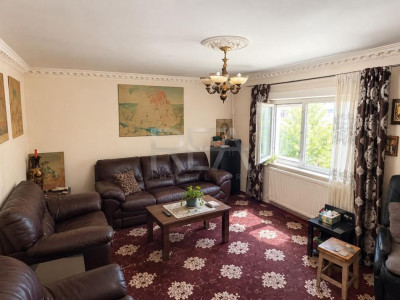 2 camere- decomandat- 60 Mp- Centrala proprie- Nasaud/Trafic Greu