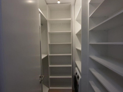 6 camere | Ultracentral | Colectionar de obiecte rare