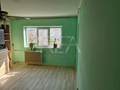 Apartament 3 camere decomandat 4/4,Militari, Str Liniei, Moinesti, Gorjului.