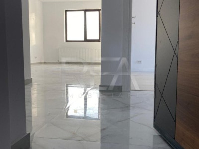 Apartament 2 Camere + Terasa si 2 Locuri de Parcare