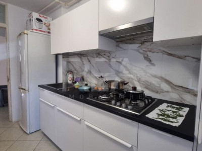 Apartament cu 4 camere, decomandat, bl 1984, et 1/10, Mihai Bravu / Dimitrov