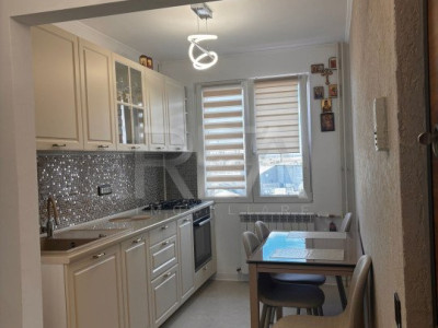 Apartament cu 2 camere, Titan / Bld 1 Decembrie 1918