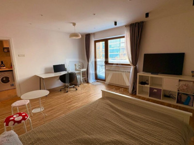 Apartament tip studio 4/4, bloc tip H special, vizavi de Mall Afi Cotroceni.