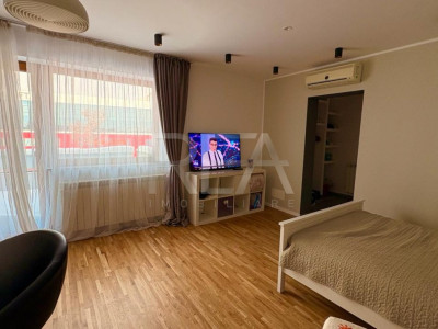 Apartament tip studio 4/4, bloc tip H special, vizavi de Mall Afi Cotroceni.