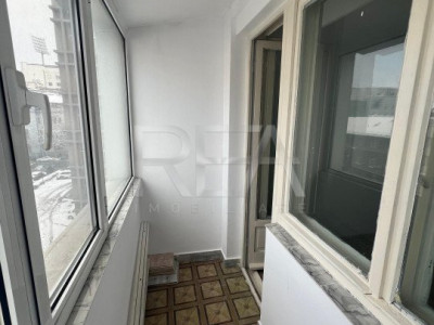 Apartament de 2 camere zona Stefan cel Mare