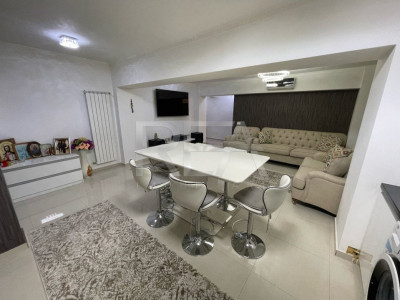 Apartament cu 4 camere, decomandat, bl 1984, et 1/10, Dristor-Mihai Bravu-Racari