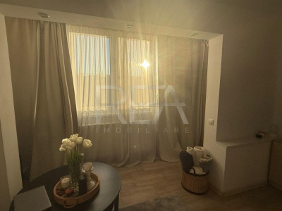 Apartament cu 3 camere, decomandat, 4/4 - Titan-Minis-metrou