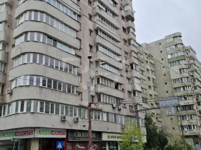 3 camere 8/11, anvelopat, Nicolae Titulescu-Banu Manta.