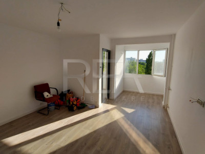 Garsonieră-Titan-decomandata-metrou-renovat