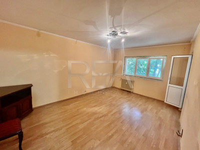 APARTAMENT 3 CAMERE 2 BAI -  ET 2/4 APARATORII PATRIEI 