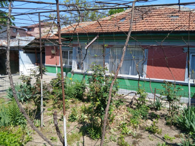Casa si teren zona metrou Republica si Lacul Pantelimon