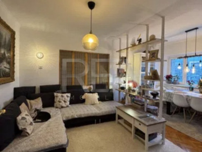 5 camere decomandat 7/9, Piata Unirii, Str.Negru Voda.