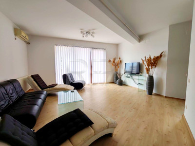 Apartament modern cu 3 camere, 2 terase și centrală proprie în Lujerului