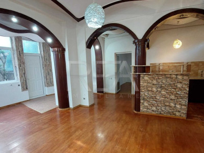 Casa 4 camere  Calea Calarasi aproape Unirii