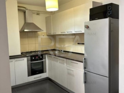 APARTAMENT CU 2 CAMERE DE VÂNZARE ÎN BLOCUL RIN GRAND HOTEL,ÎMPREUNĂ CU PARCARE