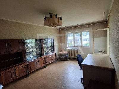 3 camere 4/4, Gorjului, Str. Hanul Ancutei.