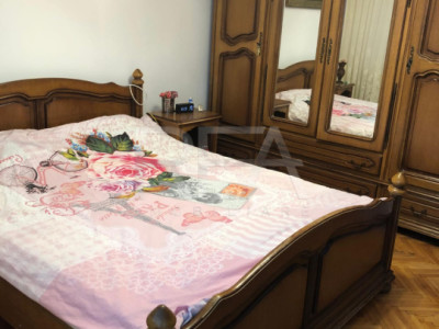 3 camere - 1 Decembrie/Liviu Rebreanu - decomandat - parcare - metrou
