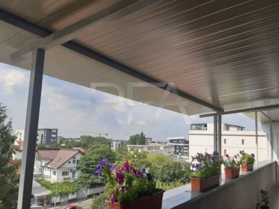 2 camere cu terasă spațioasă – Bd. Uverturii colț cu Apusului