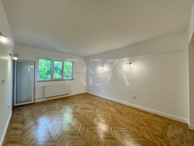 2 camere renovat 2025 | Parc Național | Etaj 1 + Parcare