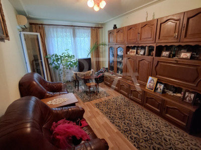 3 camere Gorjului, 3/8, bloc 1980, anvelopat, Str. Dezrobirii.