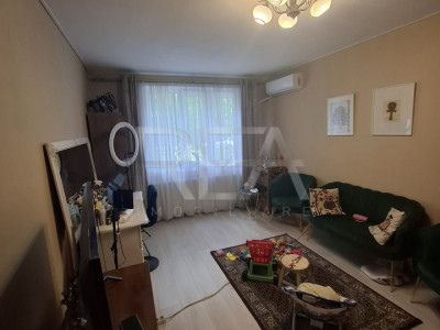 3 camere P/8, Gorjului, Str. Odgonului.