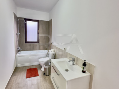4 Camere Decomandat Mobilat Utilat Pod Constanta