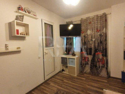 4 camere - Stefan cel Mare - decomandat - 1/2 - renovat - centrala 