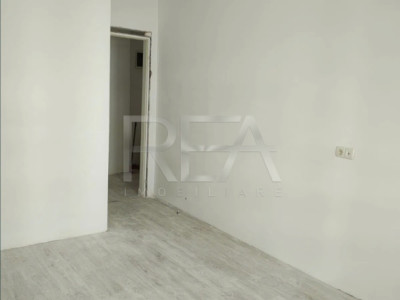2 camere 49mp, 1/4, centrala, Militari Residence.