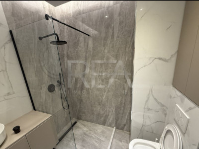 2 camere cu vedere Superba in Centrul Orasului