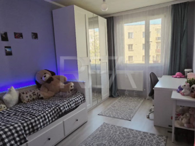 2 camere - Titan - metrou 