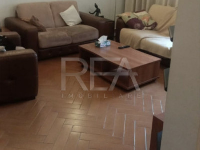 3 camere, et 7/8, anvelopat- Panduri, Str Ion Urdareanu
