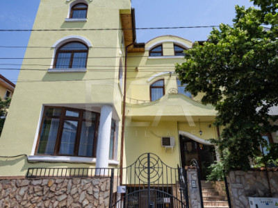 Spatiu educational intr o vila Parcul Carol