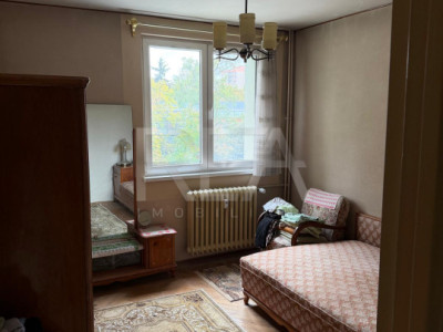 Apartament 3 camere semidecomandat Titan – Aleea Barajul Uzului