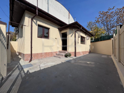 Casa singur curte Vatra Luminoasa 