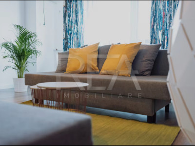 Apartament cu 4 camere cu vedere spre fântânile de la Piața Unirii