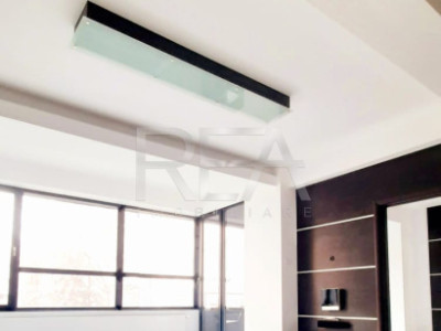 Apartament 2 camere Dorobanți – renovat, mobilat și cu balcon