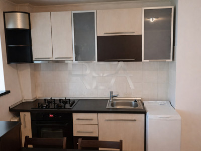 Garsonieră, Muncii, et. 3, 34 mp, metrou, renovat, anvelopat