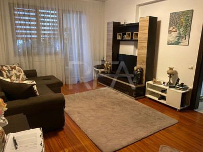 2 camere Carterul Latin