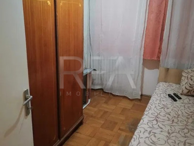 Apartament 3 camere Titan – Str. Vasile Goldiș, etaj 8, balcon