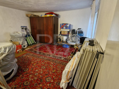 Casă bătrânească la 6 minute de stația de metrou Mihai Bravu 