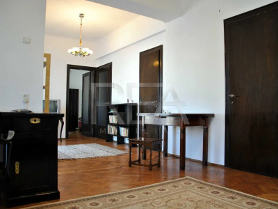 2 Camere cu Terasa de 35 mp Vedere Panoramica Cismigiu