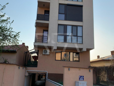 Mansardă 3 Camere 130 m² – Băneasa 