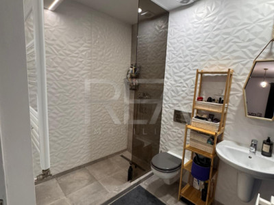 Studio Dublu mobilat si utilat in One Lake Club