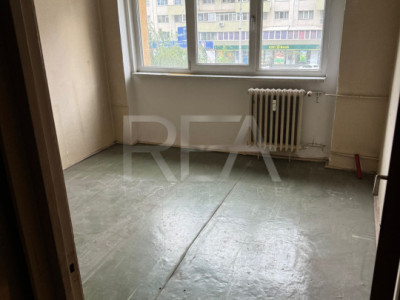 Apartament 3 camere Pantelimon – 2 balcoane, bloc reabilitat
