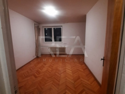 Apartament 2 camere Titan – Strada Prisaca Dornei, etaj 8, bloc reabilitat