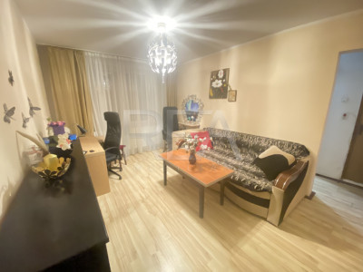3 camere Margeanului Loc de parcare